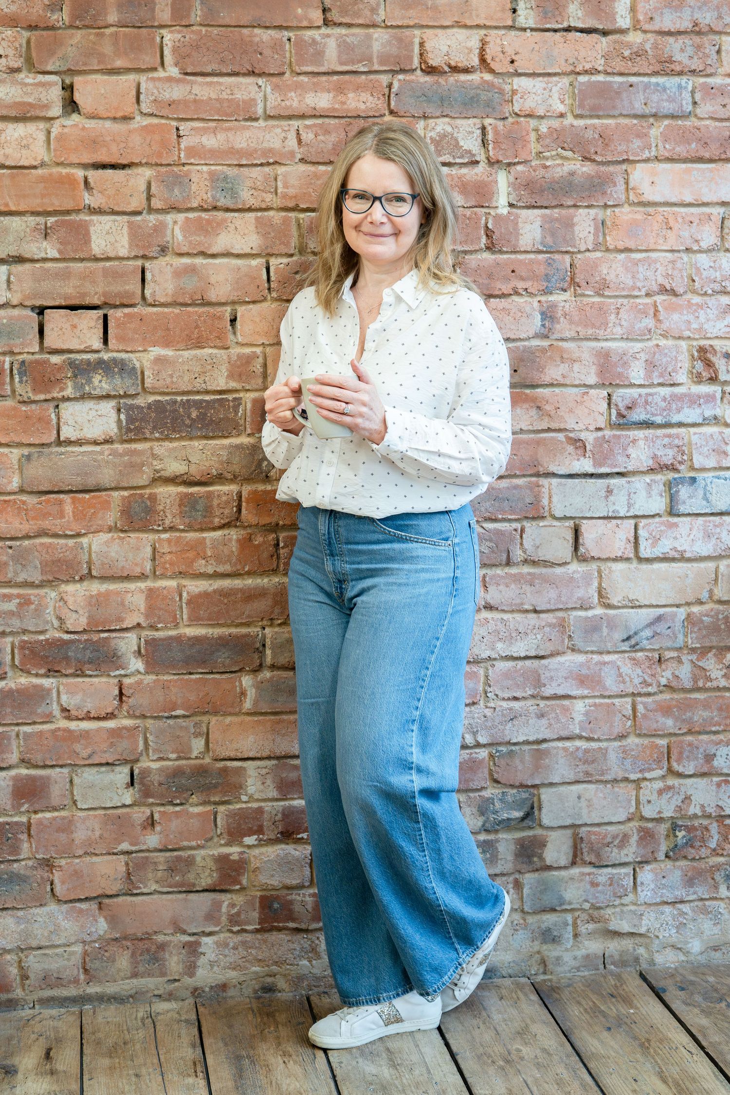 Nicola Pope - mindset coach supporting women who have outgrown old roles step into confidence and careers that that reflect who they are now