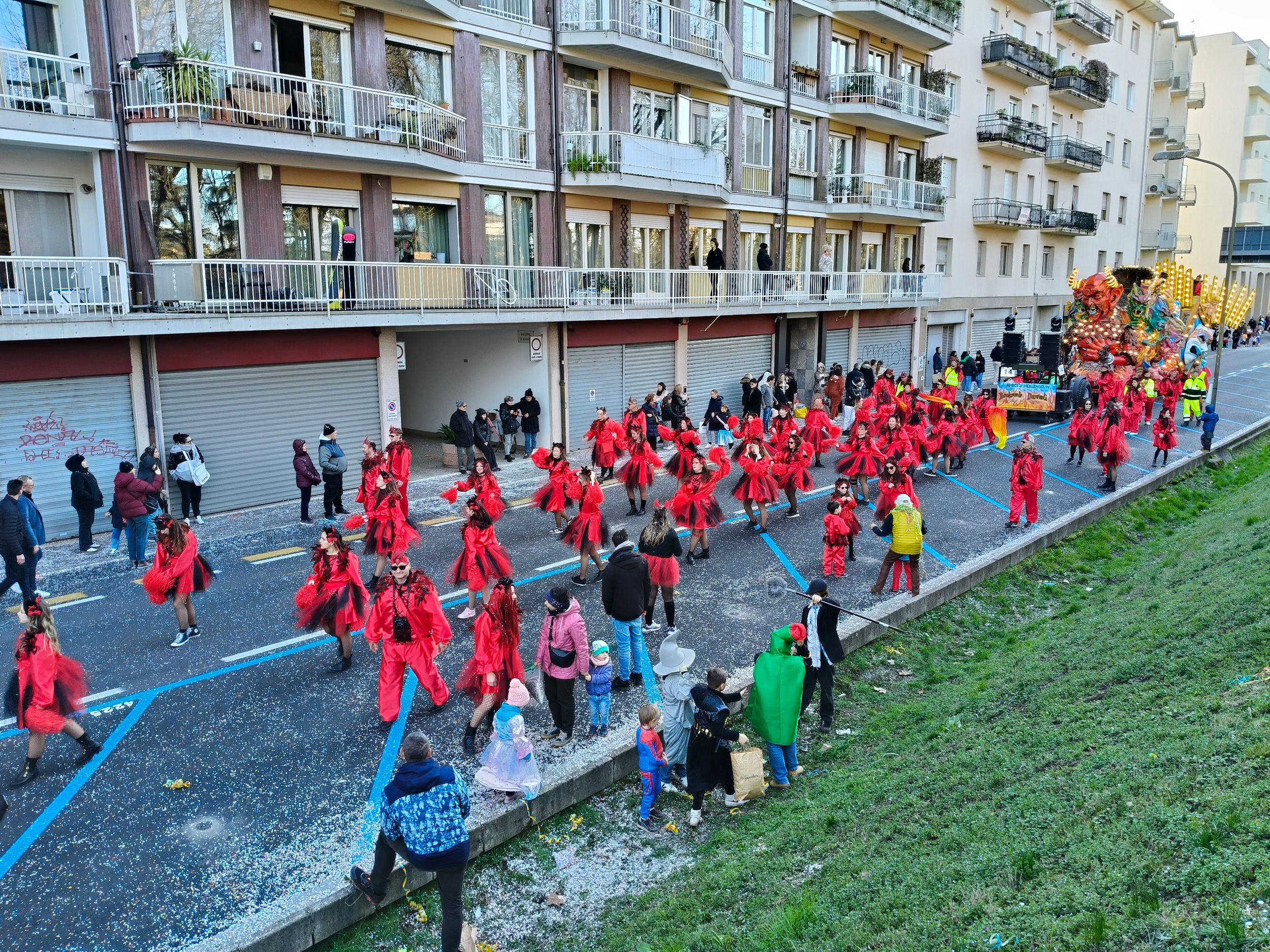 Treviso Carnival Parade 2026. The Friends of Merlengo with the show “Blissfully Damned”.