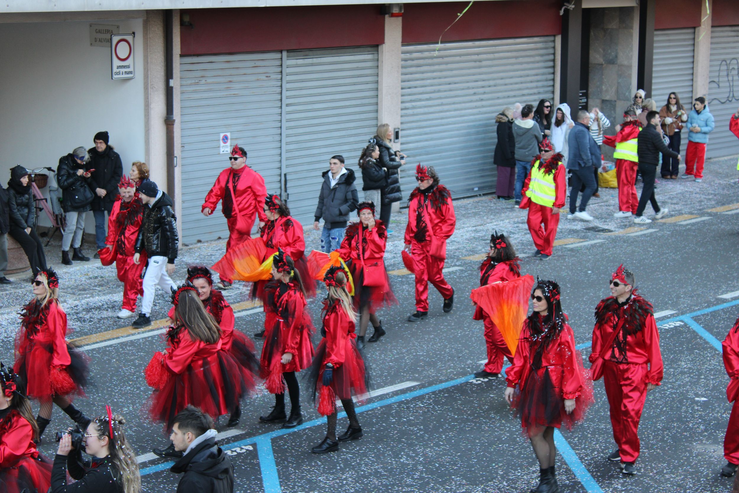 Treviso Carnival Parade 2026. The Friends of Merlengo with the show “Blissfully Damned”.