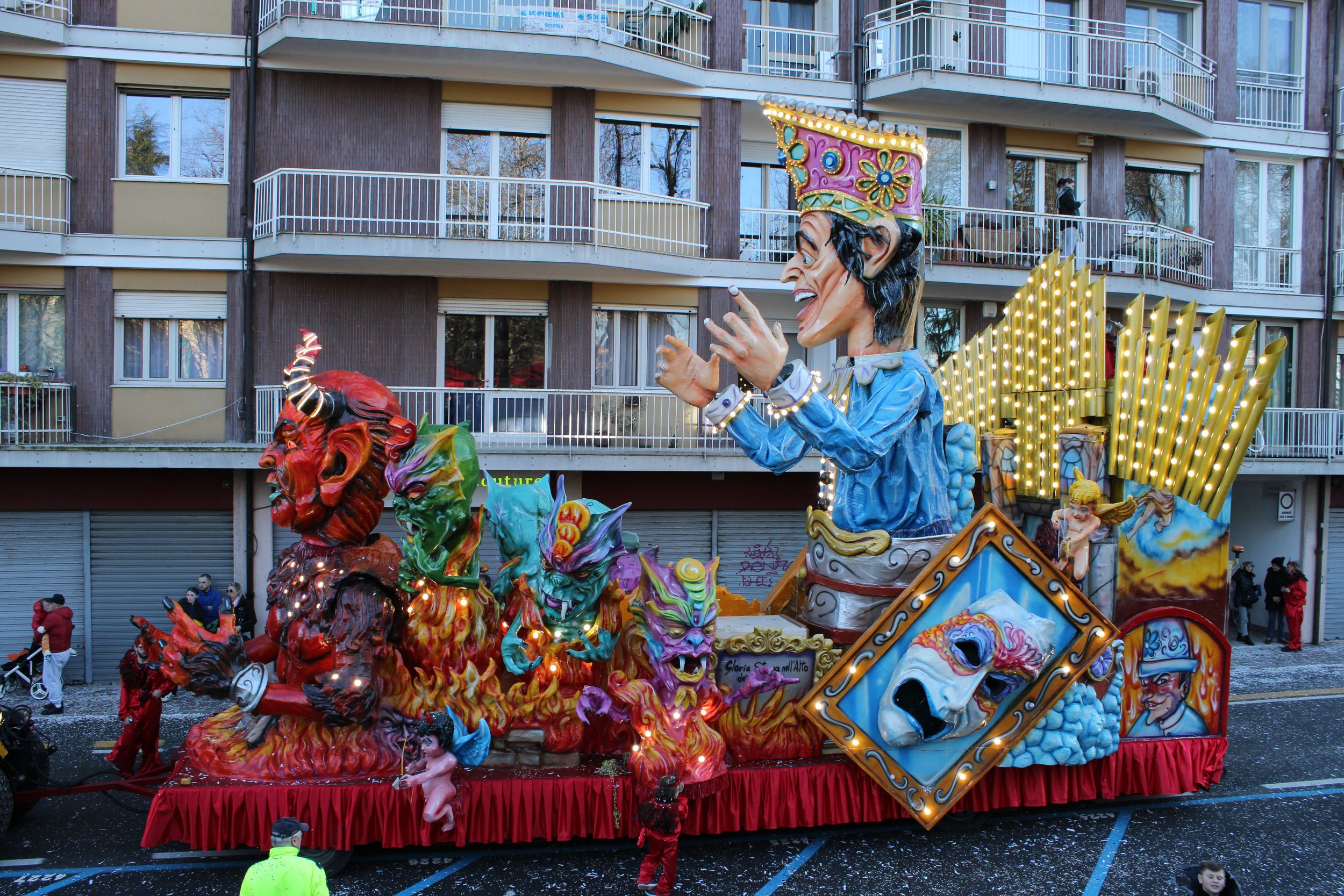 Treviso Carnival Parade 2026. The Friends of Merlengo with the show “Blissfully Damned”.