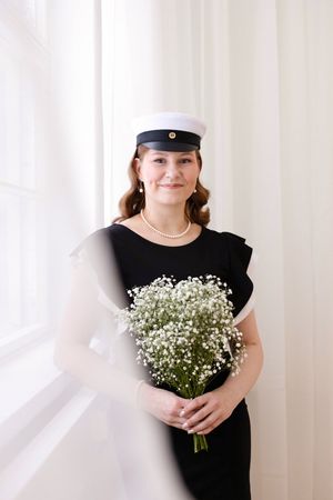 Ylioppilaskuvaus tai valmistujaiskuvaus studiolla