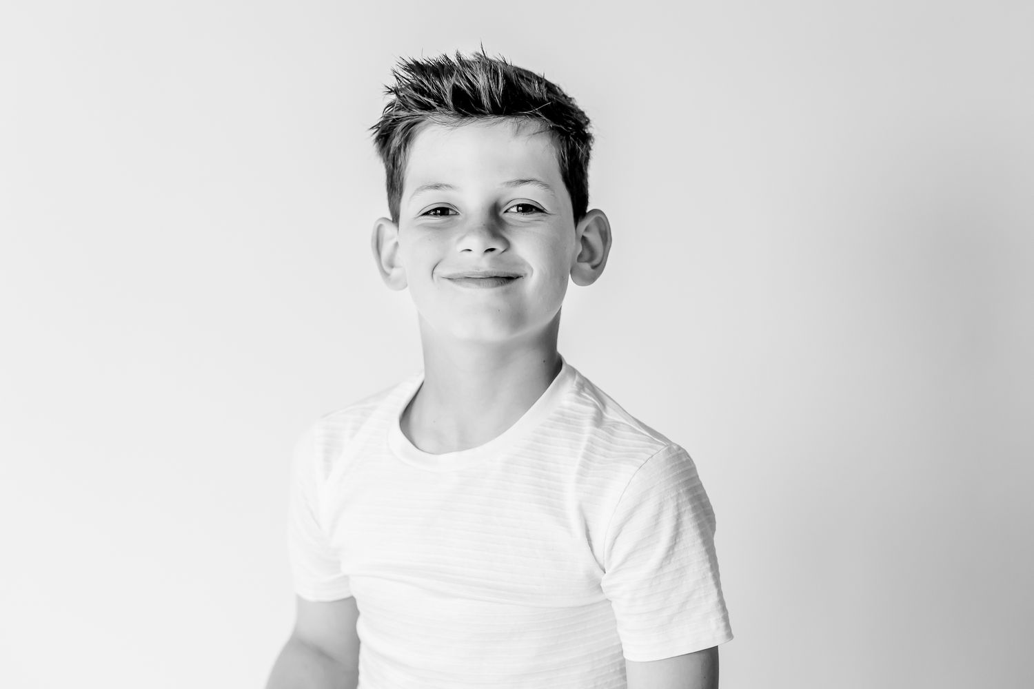 Winnetka Kids Photographer. Winnetka Photographer. Winnetka Kids Personality Pictures.