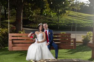 Captura profesional de bodas preservando momentos auténticos emociones y detalles que reflejan la esencia de tu historia en Puerto Rico,