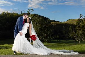 Fotografía de bodas que captura emociones instantes y recuerdos únicos que harán tu día inolvidable para siempre en Puerto Rico, ponce