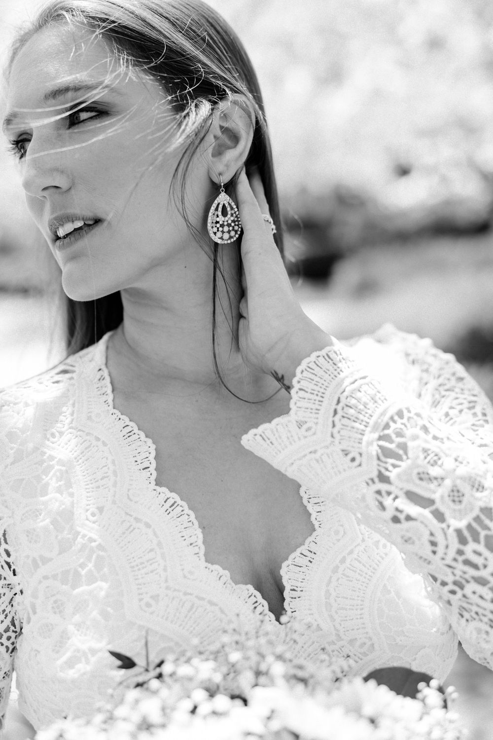 Portrait of bride in black and white.