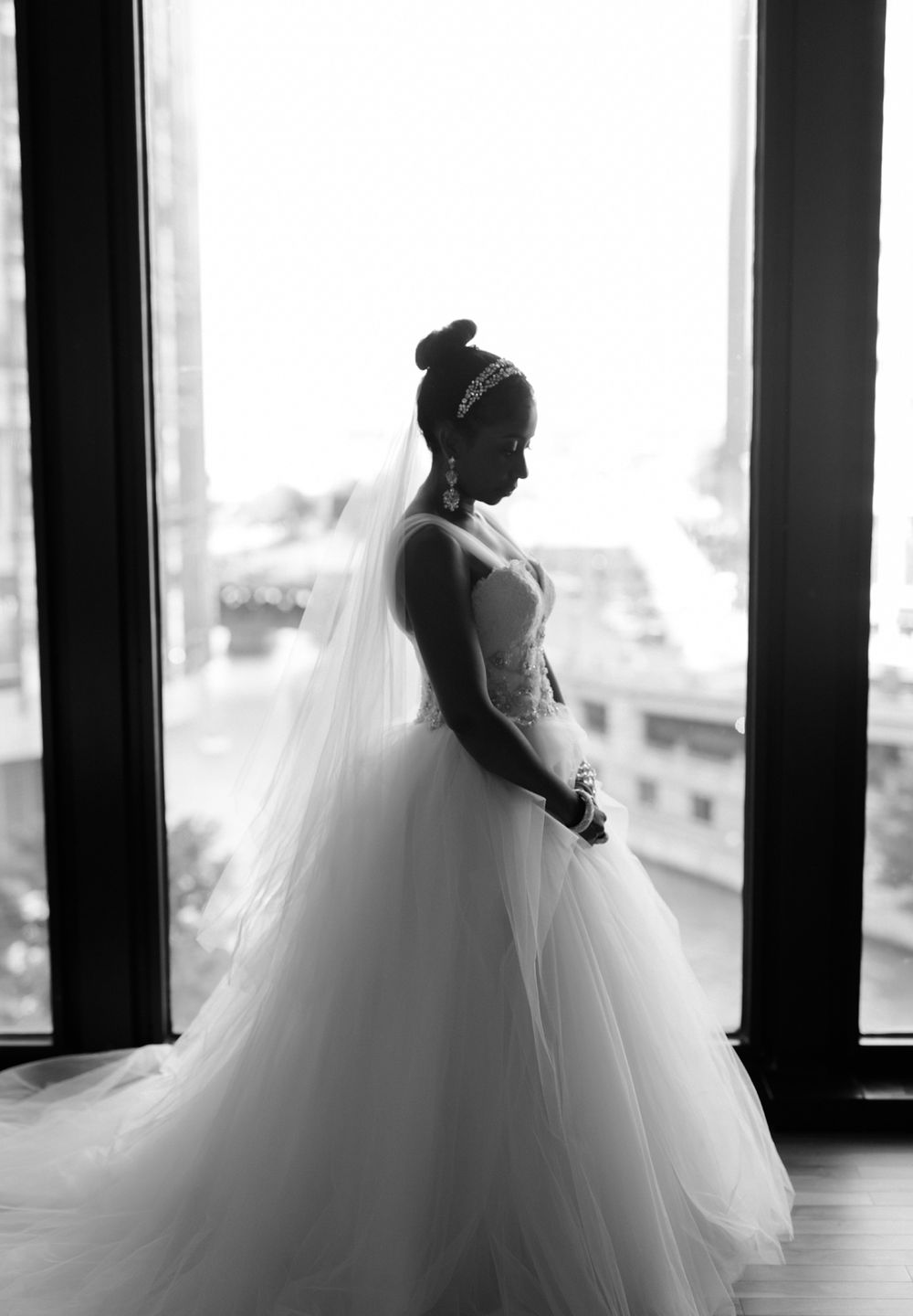 Portrait of bride downtown Chicago at the Langham.