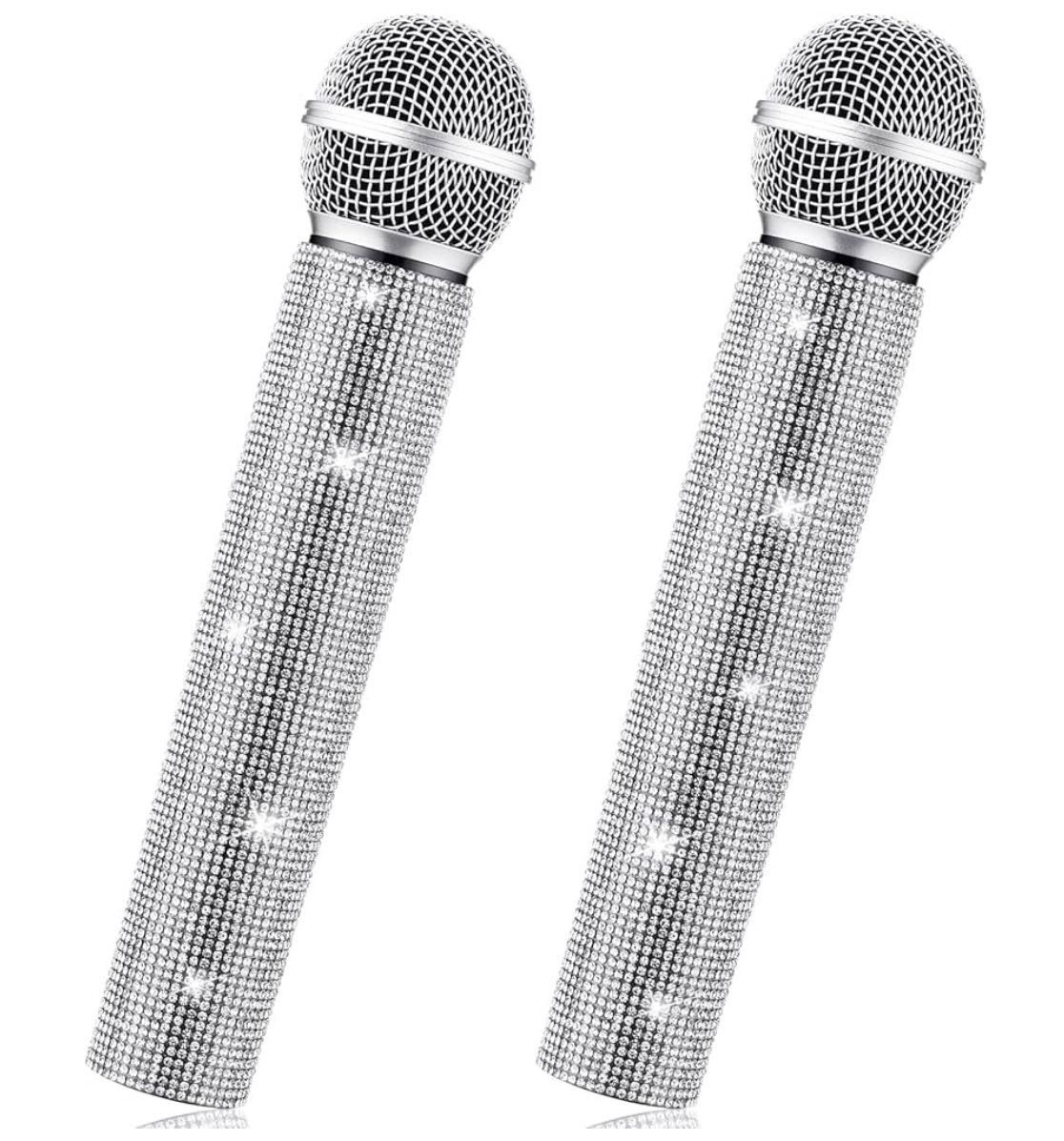 Add sparkle with a sparkly gray microphone prop for your photo booth, perfect for a glamorous and fun touch to your celebration!