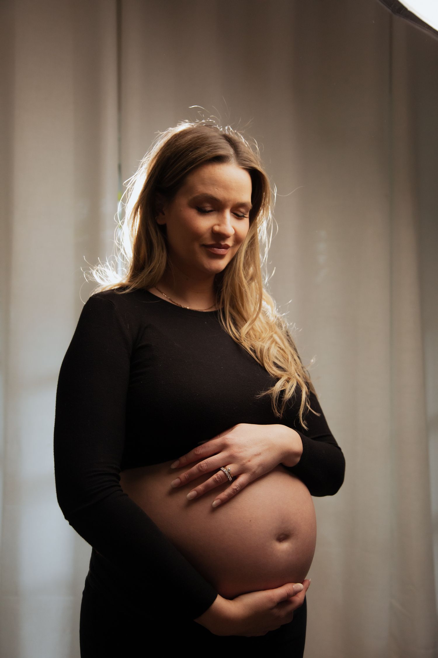 Fourways, Johannesburg newborn, maternity, family & couples photography by Kayla Tagg capturing natural, warm, meaningful moments