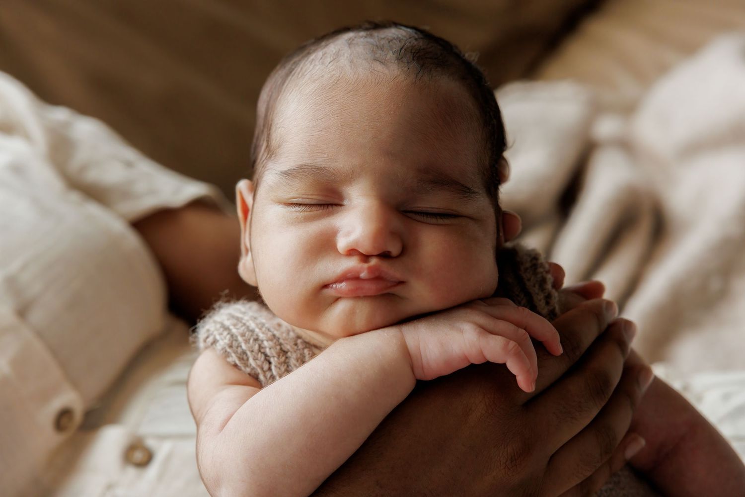 newborn family new addition motherhood fatherhood parenthood parents client wardrobe