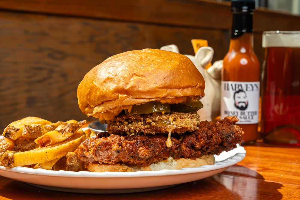 Food photographer & videographer in DC, Maryland & Virginia. Menu photos, restaurant marketing