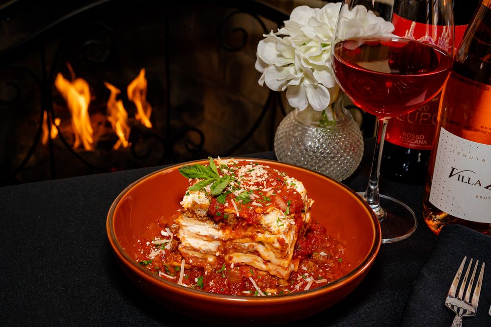 Food photographer & videographer in DC, Maryland & Virginia. Menu photos, restaurant marketing