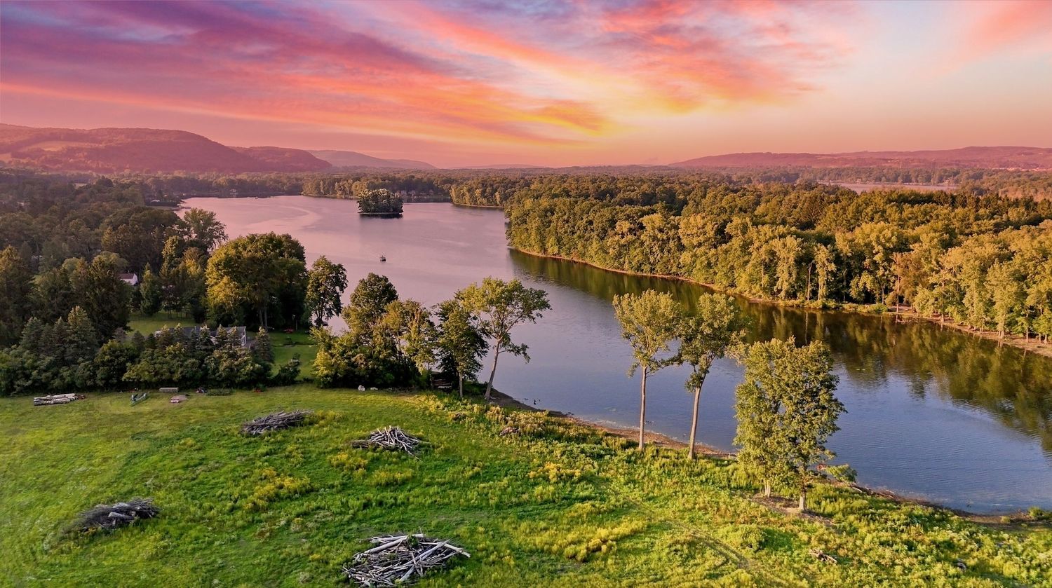 Song Mountian Lake Photography at Sunset