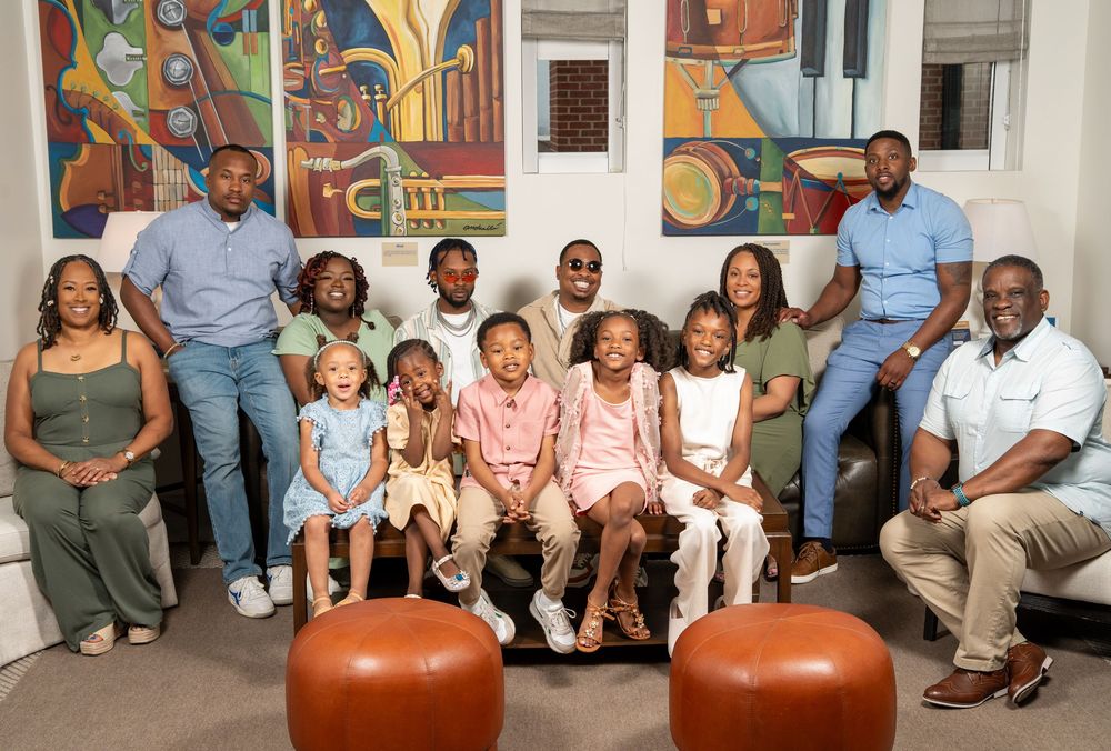A series of family portrait photos arranged in a horizontal strip showing multiple poses and groupings.