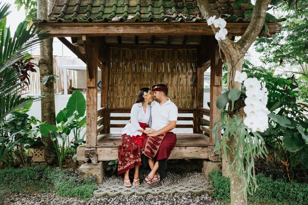 Romantic Bali couple portrait in local-inspired outfits