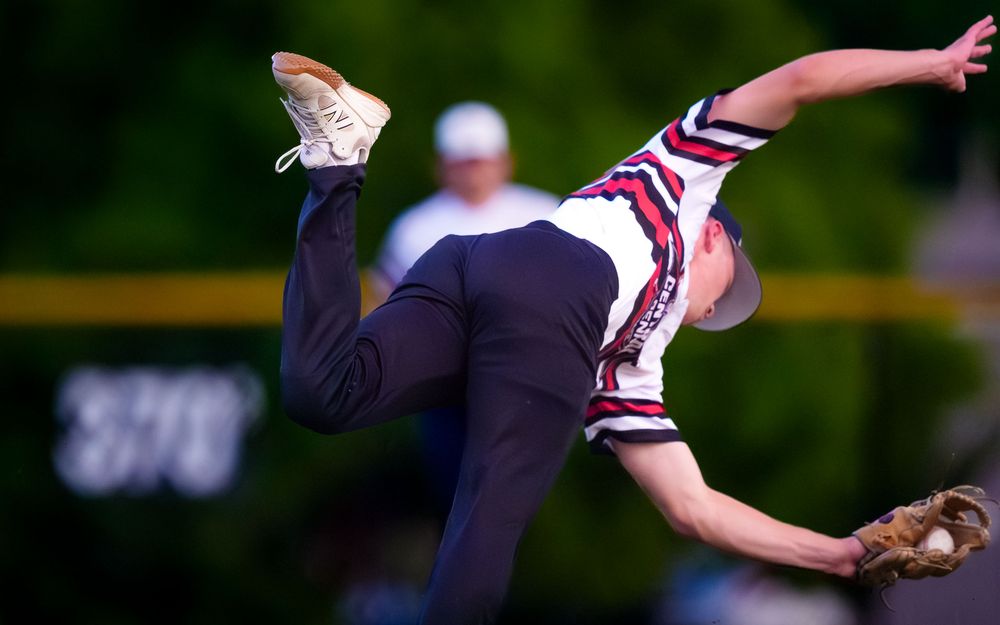 Electric City Express fielder diving vs Central Penn Batmen baseball at In The Net by Deanna Fox, SportsFox Photography based in Hershey PA