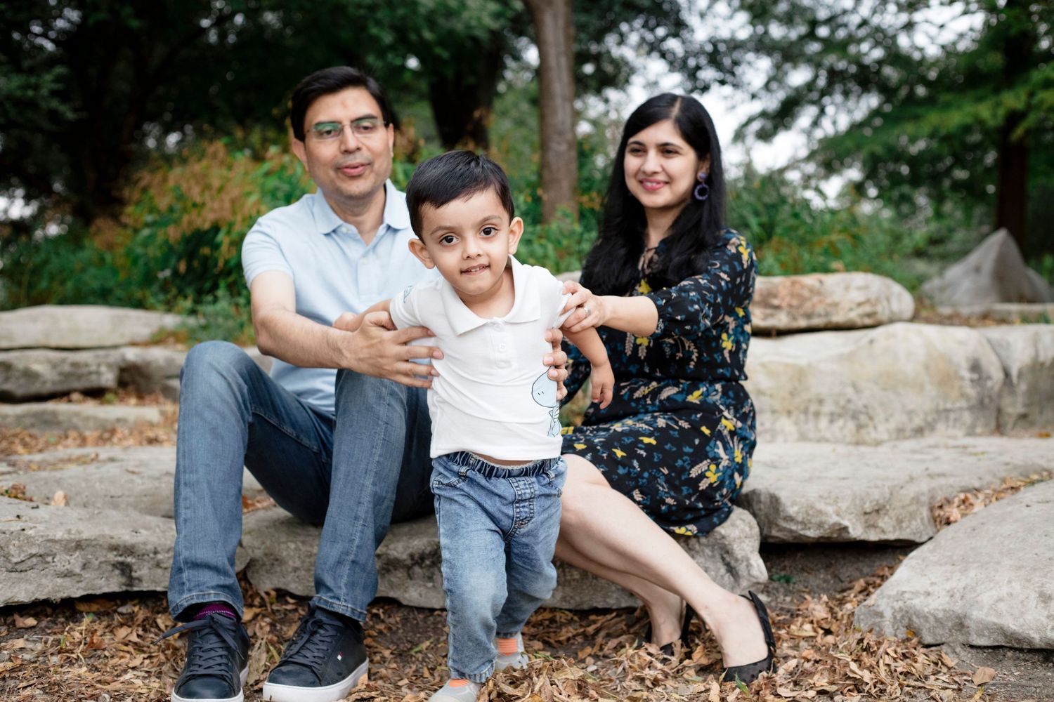 Family Mini Photo Session Mills Pond Wells Branch Texas Fall