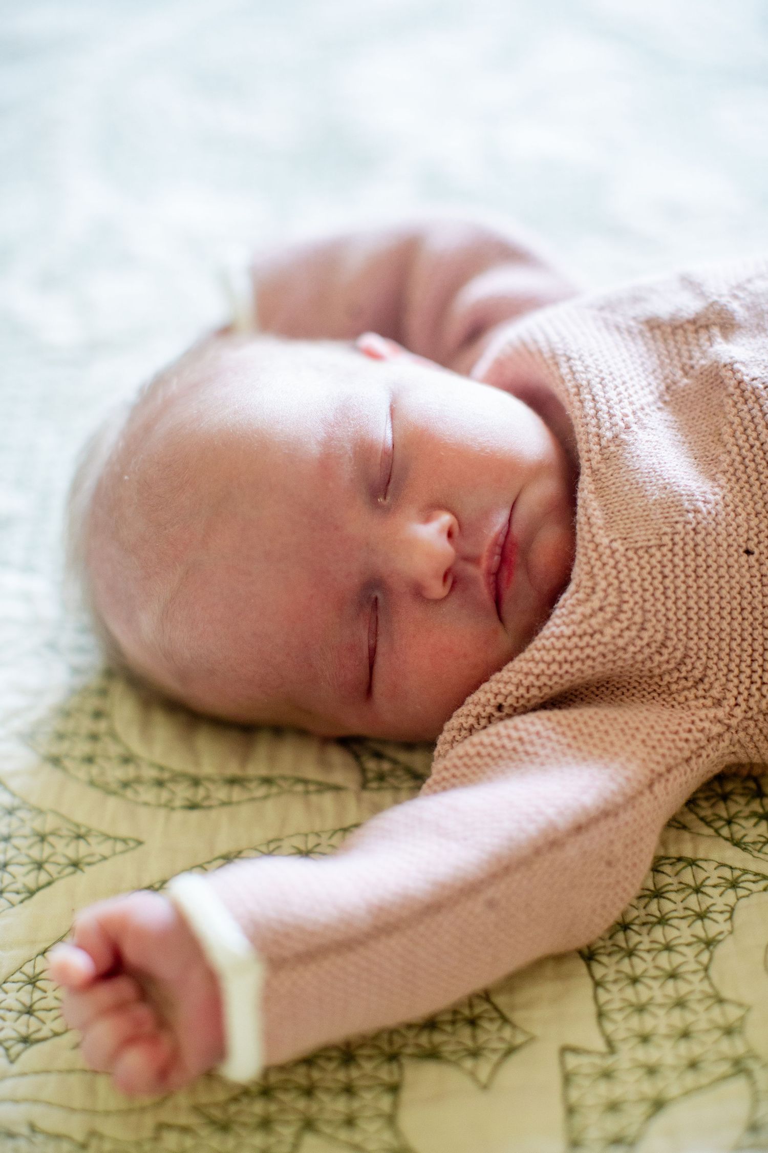 Newborn portrait. Guaynabo, Puerto Rico.