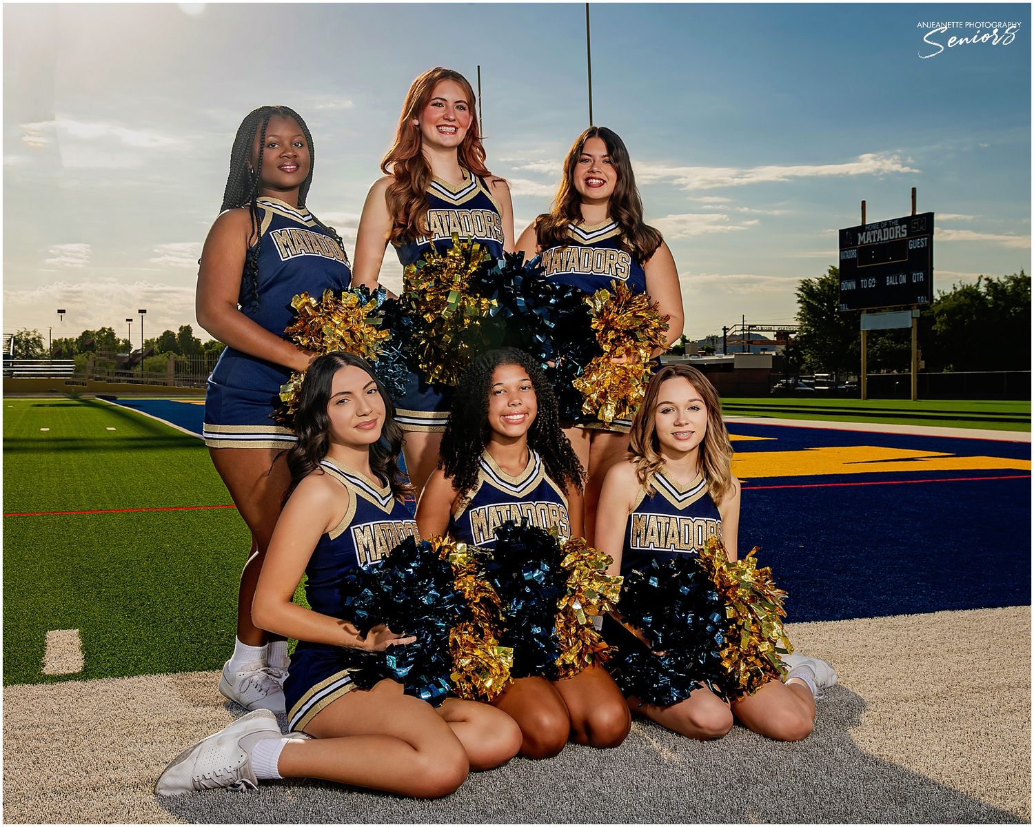 Phoenix Arizona Team Sports Banner Pictures by Anjeanette Photography Graduation High School Seniors AZ
Sports Banner team Pictures Phoenix