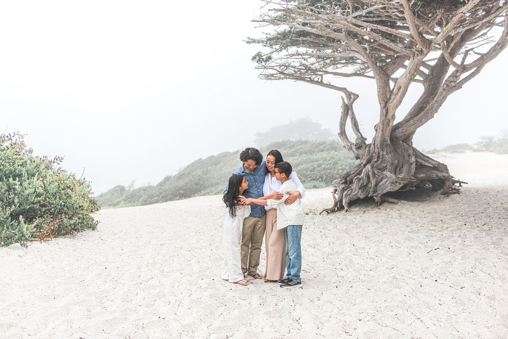 Carmel by the Sea family photographer