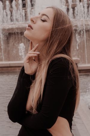 Ritratto ambientato a Cogliate – Dreaming. Ritratti intimi e ispirati, tra luce e atmosfera. Un’esperienza visiva autentica, la tua luce