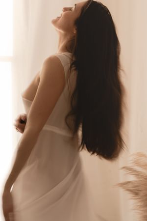 Ritratto ambientato a Cogliate – Dreaming. Ritratti intimi e ispirati, tra luce e atmosfera. Un’esperienza visiva autentica, la tua luce