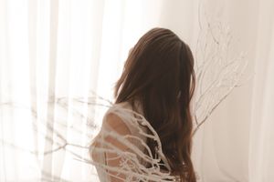 Ritratto ambientato a Cogliate – Dreaming. Ritratti intimi e ispirati, tra luce e atmosfera. Un’esperienza visiva autentica, la tua luce