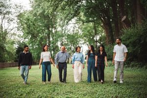Yasmine's home family session in Vienna, VA.