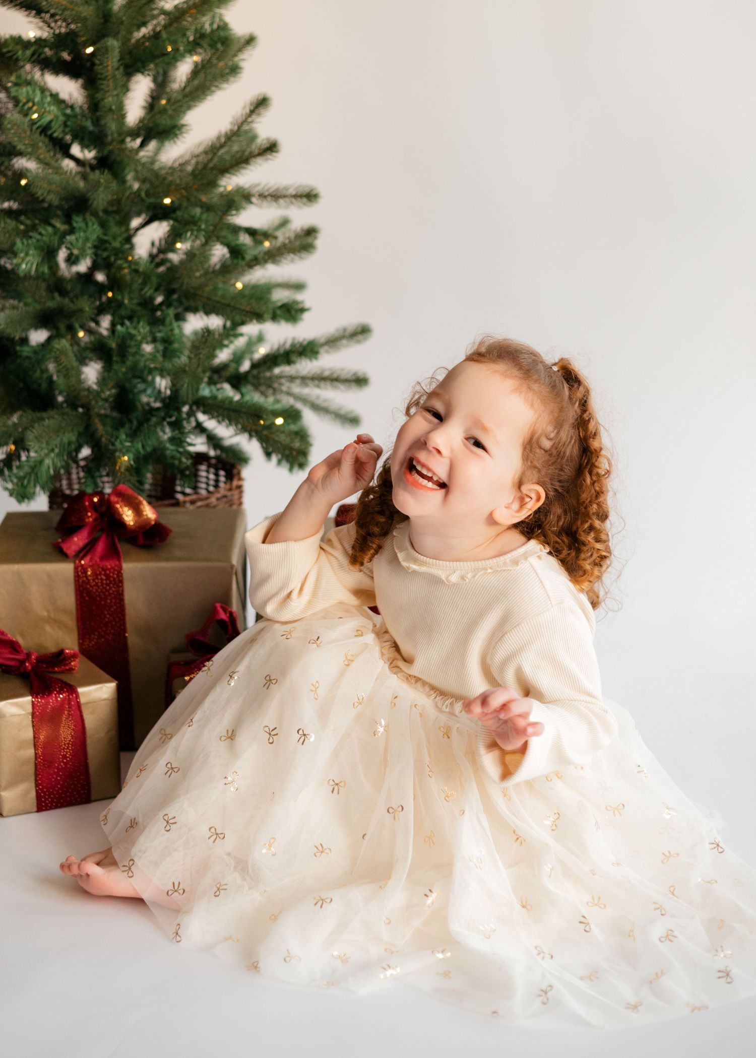 Christmas Mini Shoots, studio based photography by Sarah Shaw Photography