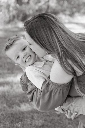 kansas city maternity photographer