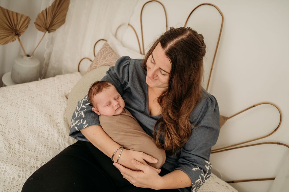 newborn fotoshoot mama en baby