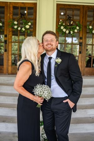 Caleb & Lisa - Hoyt Hallow Wedding