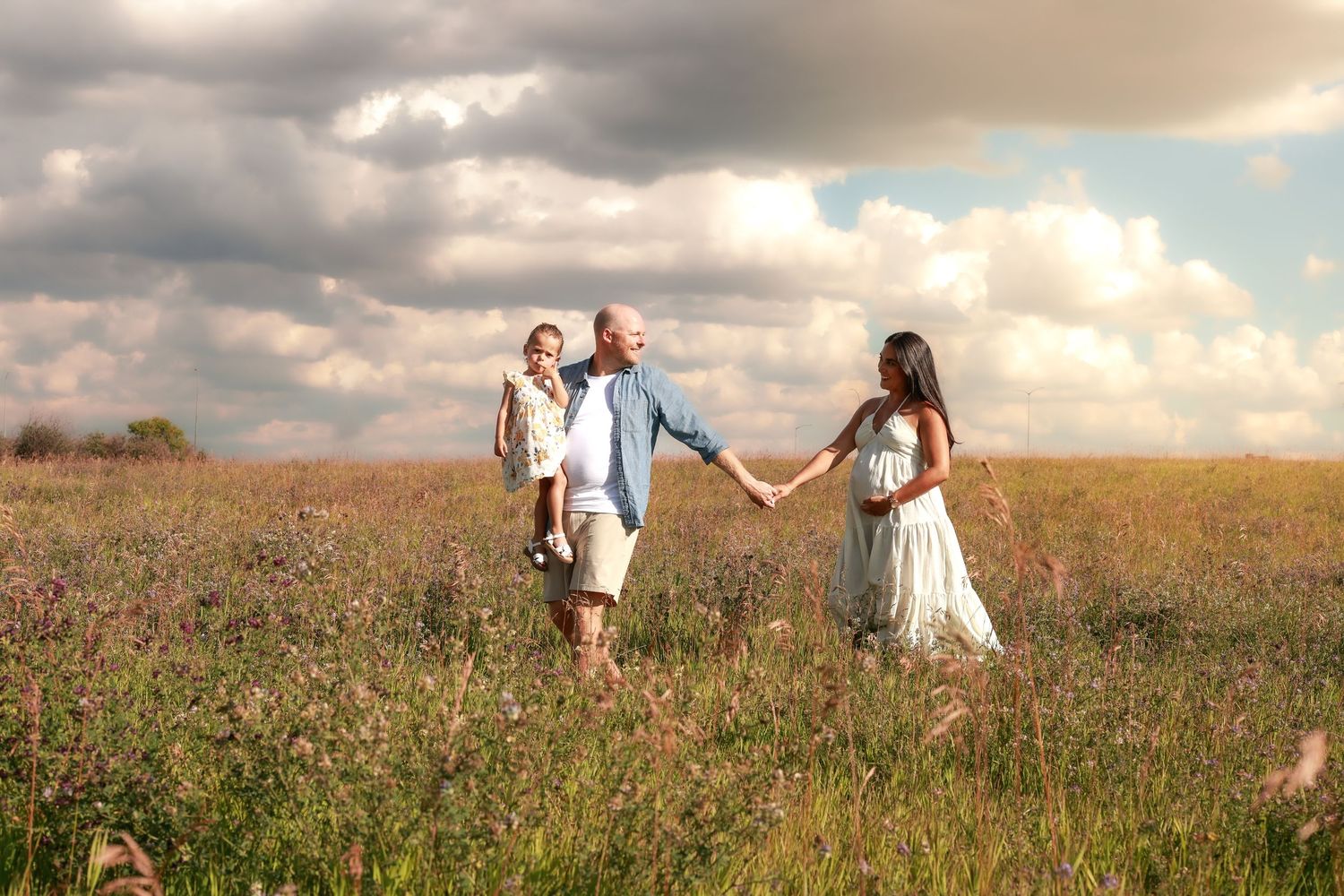 Edmonton Based Maternity Photographer