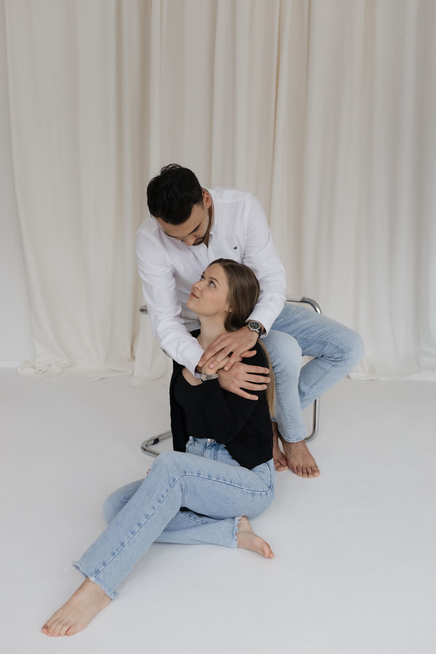 budapest photoshoot wedding photographer elegant and style studio couple photoshoot