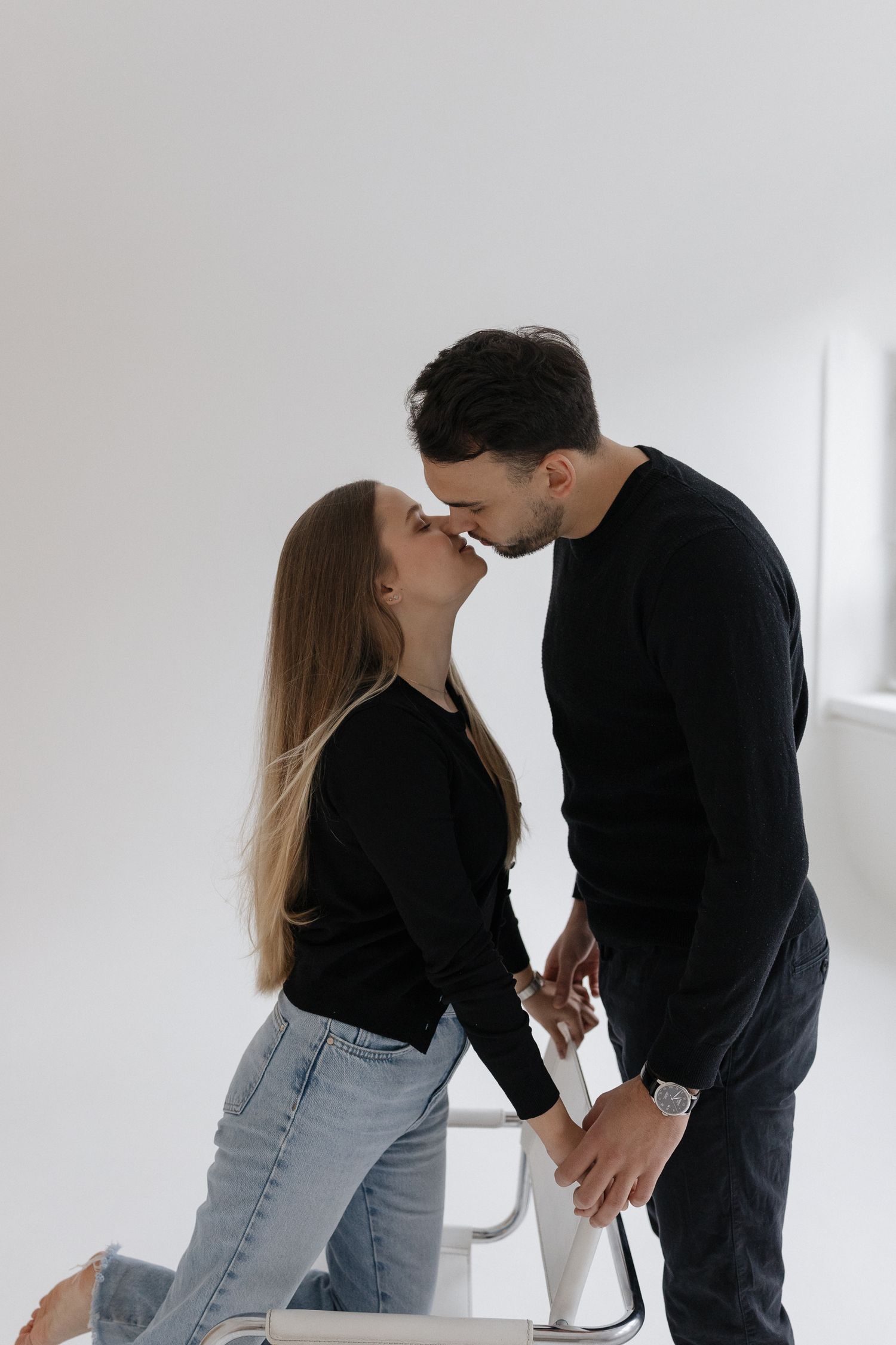 budapest photoshoot wedding photographer elegant and style studio couple photoshoot