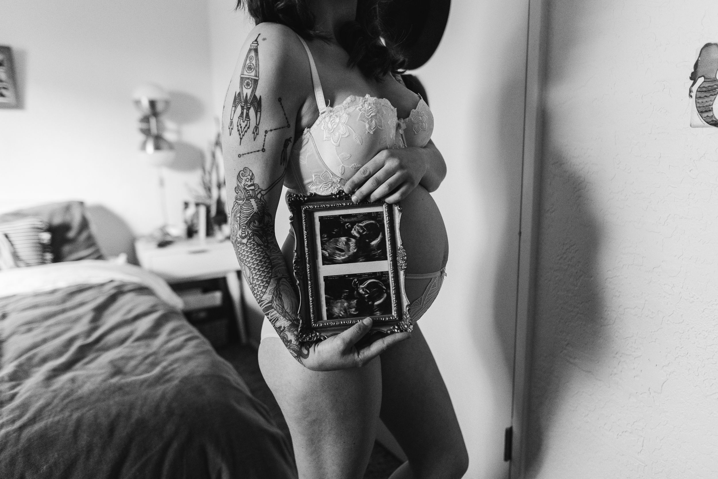 Northern Arizona Flagstaff Boudoir Portraits Branding Photographer Photography Luxury Bridal Studio 
Boudoir Photoshoots
couples Maternity