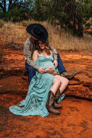 Northern Arizona Flagstaff Boudoir Portraits Branding Photographer Photography Luxury Bridal Studio 
Boudoir Photoshoots
couples Maternity