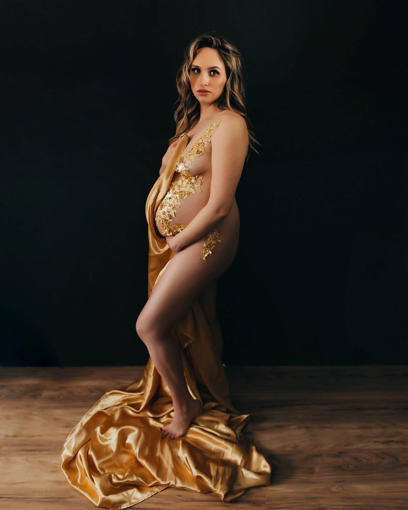 Northern Arizona Flagstaff Boudoir Portraits Branding Photographer Photography Luxury Portrait Studio 
Boudoir Photoshoots
Model Maternity