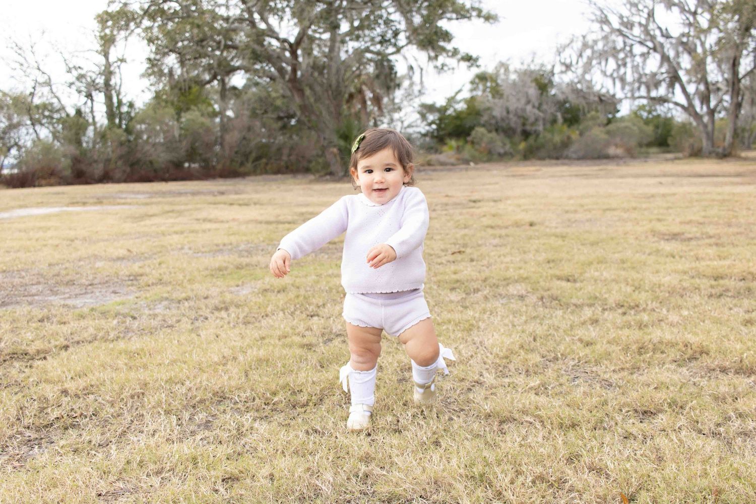 Child lifestyle photo- running