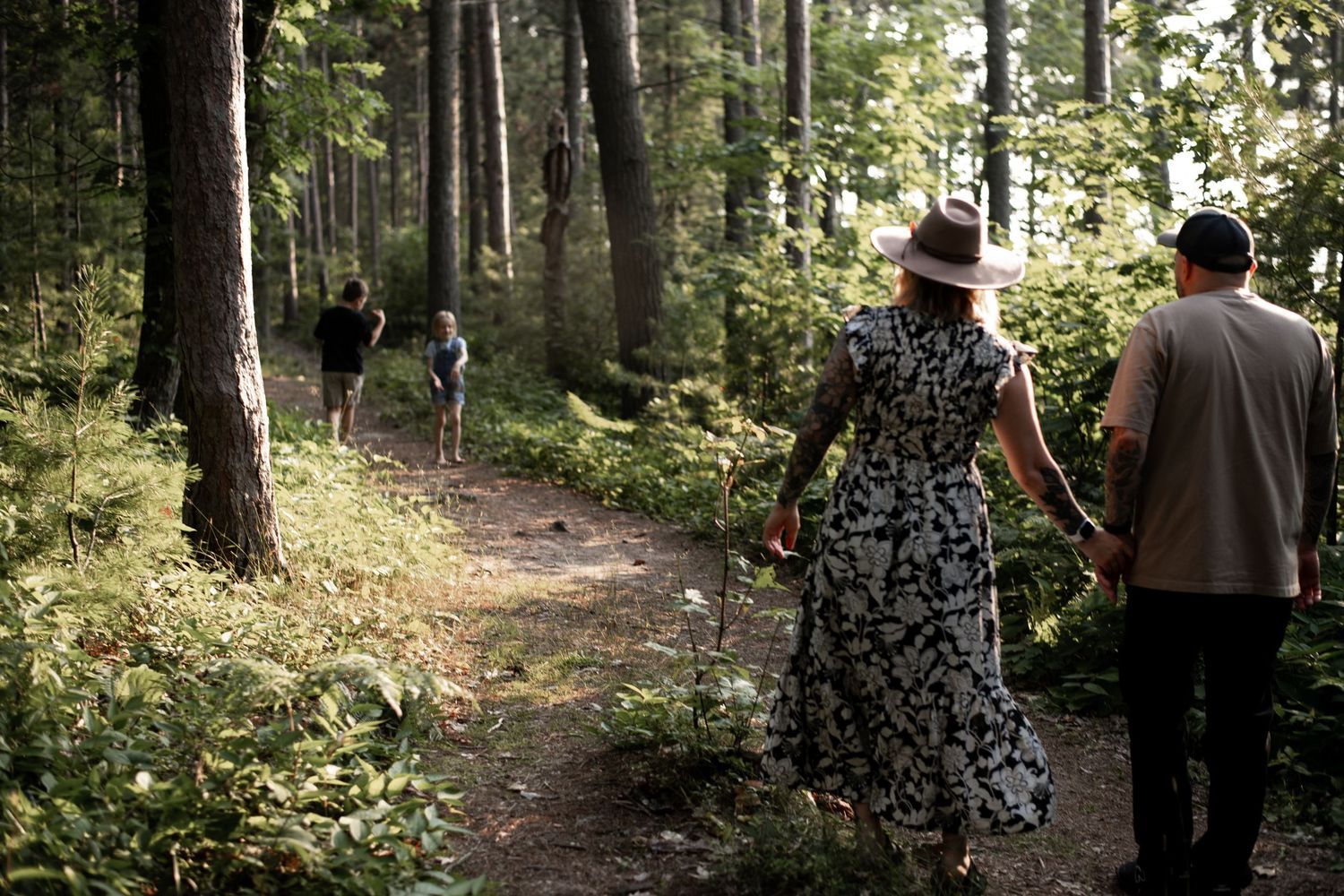Upper Peninsula  Lifestyle Photographer. Weddings, engagement, families