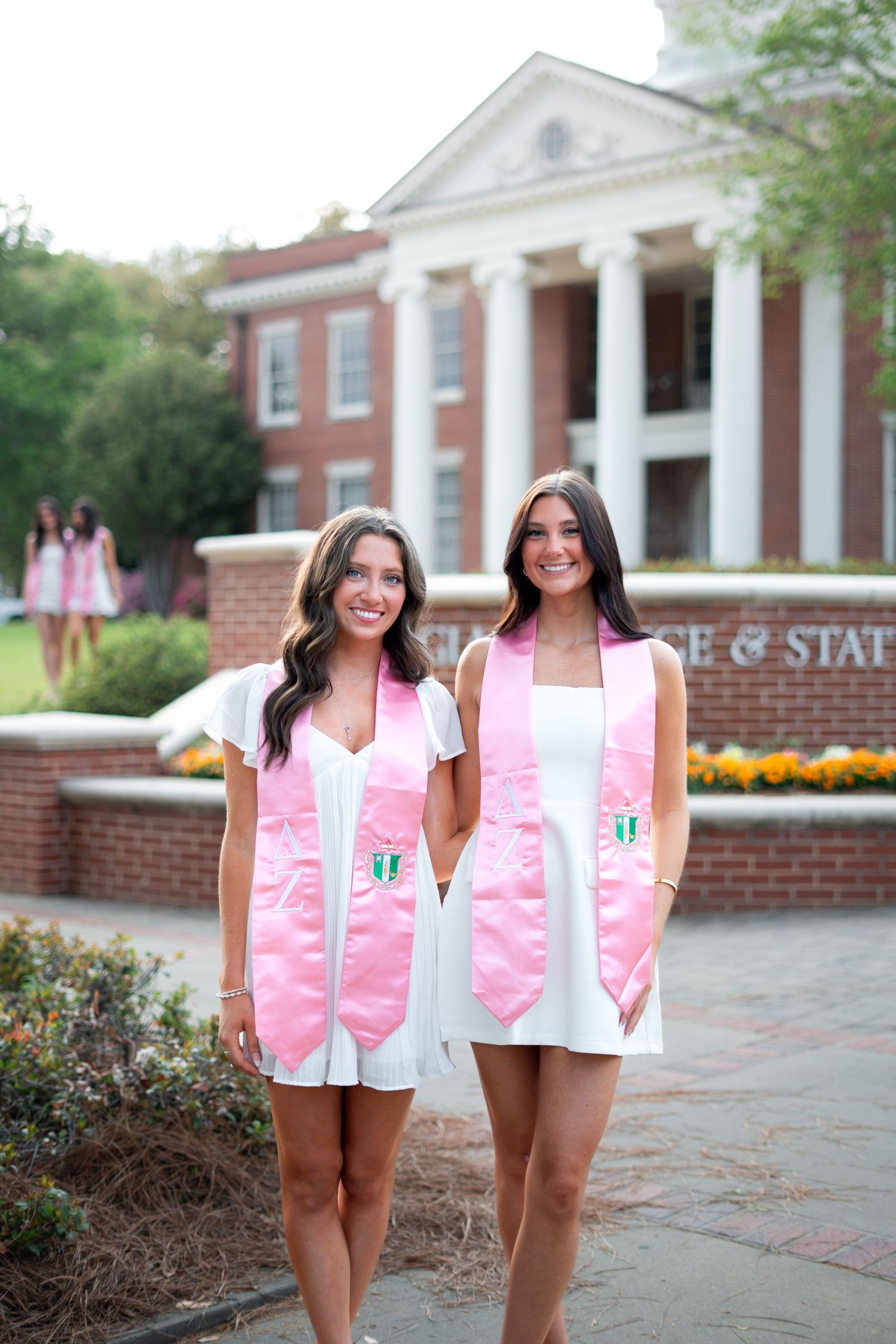 Georgia College and State University gcsu sorority girls posing for their grad photos