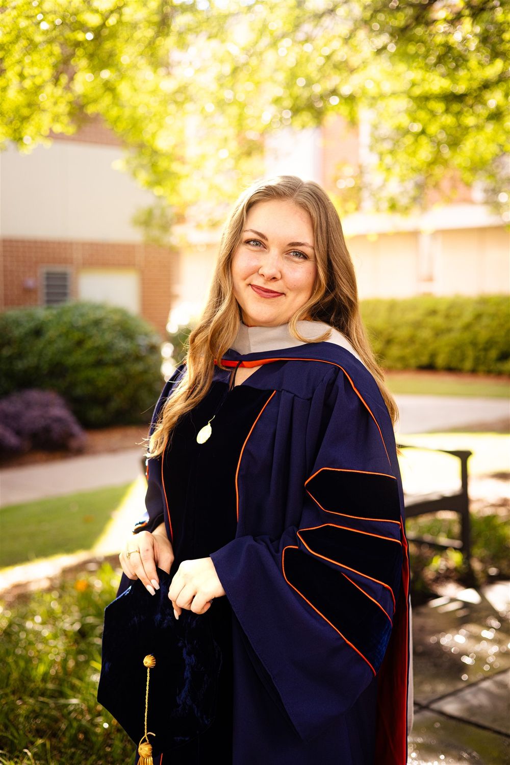2026 senior portrait, Auburn Alabama senior portrait, Auburn graduate photographer, natural light senior photography.