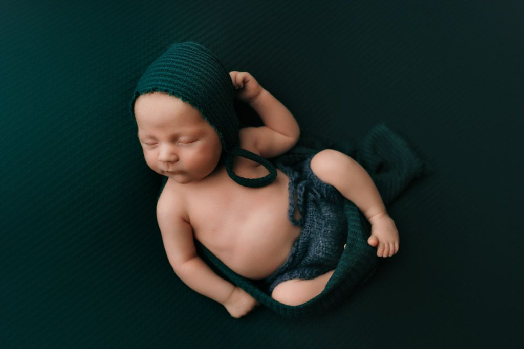 newborn baby photographer victoria bc, custom in studio photo session, professional maternity photographer victoria bc, baby photo victoria