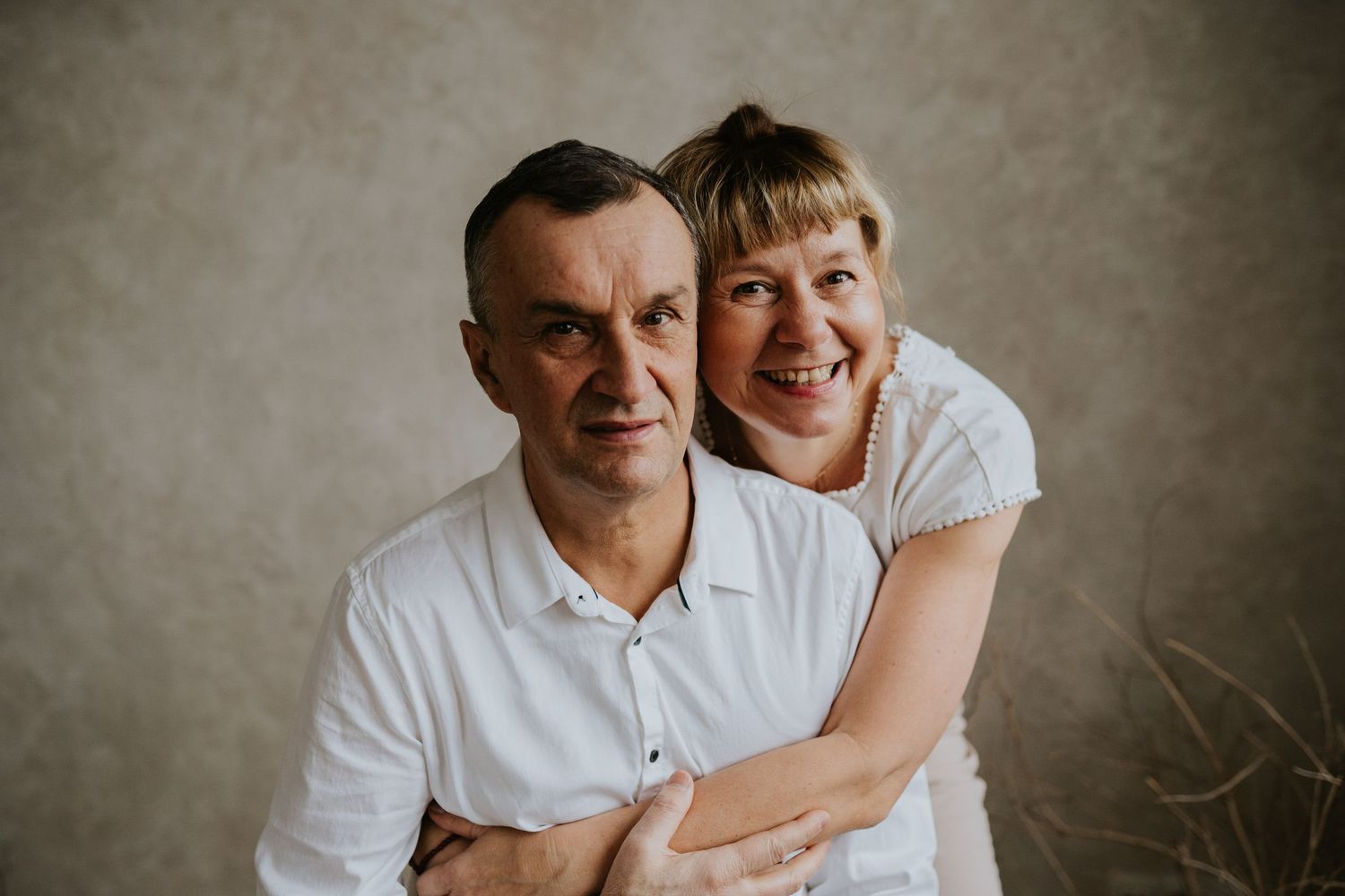 Rodzinna sesja zdjęciowa pokoleniowa Katowice sesja rodzinna w studiu fotograf Katowice fotograf Śląsk zdjęcia rodzinne z dziadkami sesja