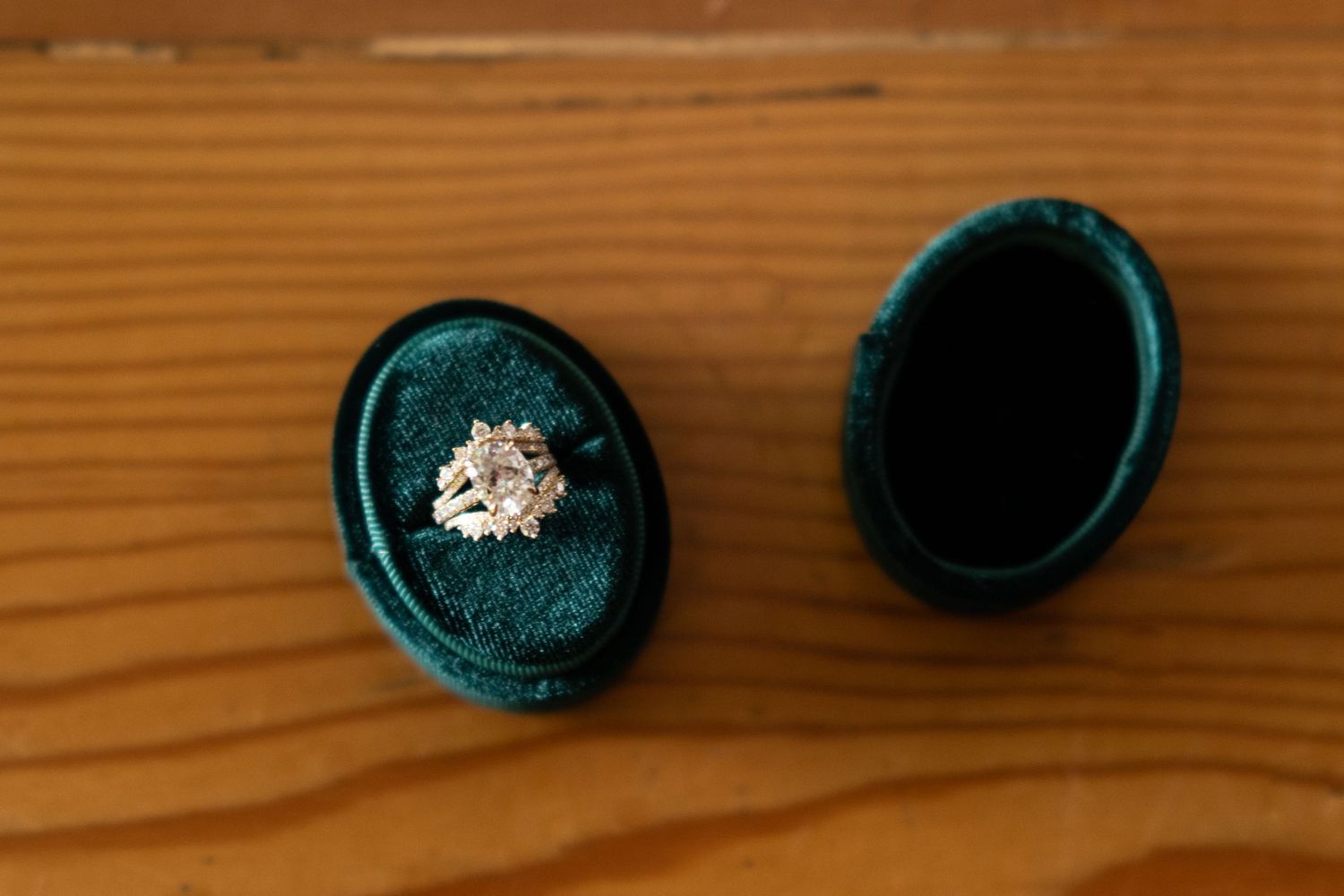 Mara + Connor | © Carly Arnwine Photography | Mendocino County | Leonard Lake Reserve | Northern California Wedding