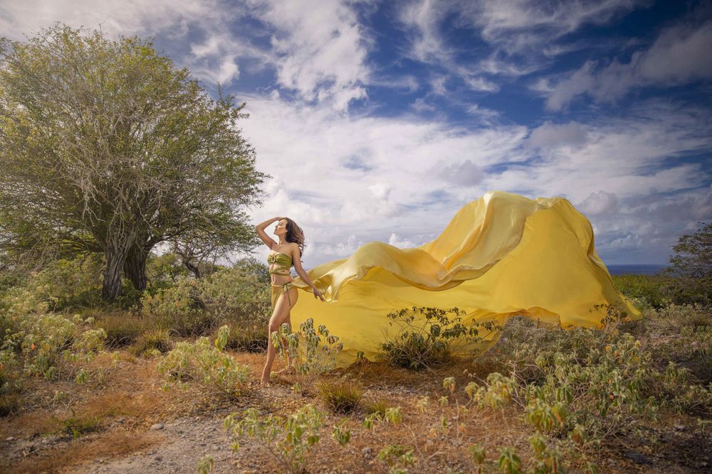 Premier Bonaire photographer Felicia Schuette – maternity, motherhood, boudoir, couples, lifestyle, business, flying dress, mini sessions.