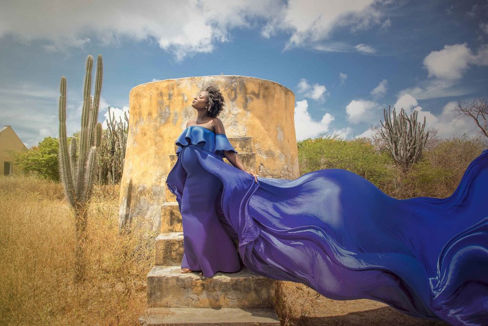Premier Bonaire photographer Felicia Schuette – maternity, motherhood, boudoir, couples, lifestyle, business, flying dress, mini sessions.