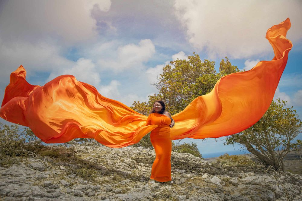 Premier Bonaire photographer Felicia Schuette – maternity, motherhood, boudoir, couples, lifestyle, business, flying dress, mini sessions.