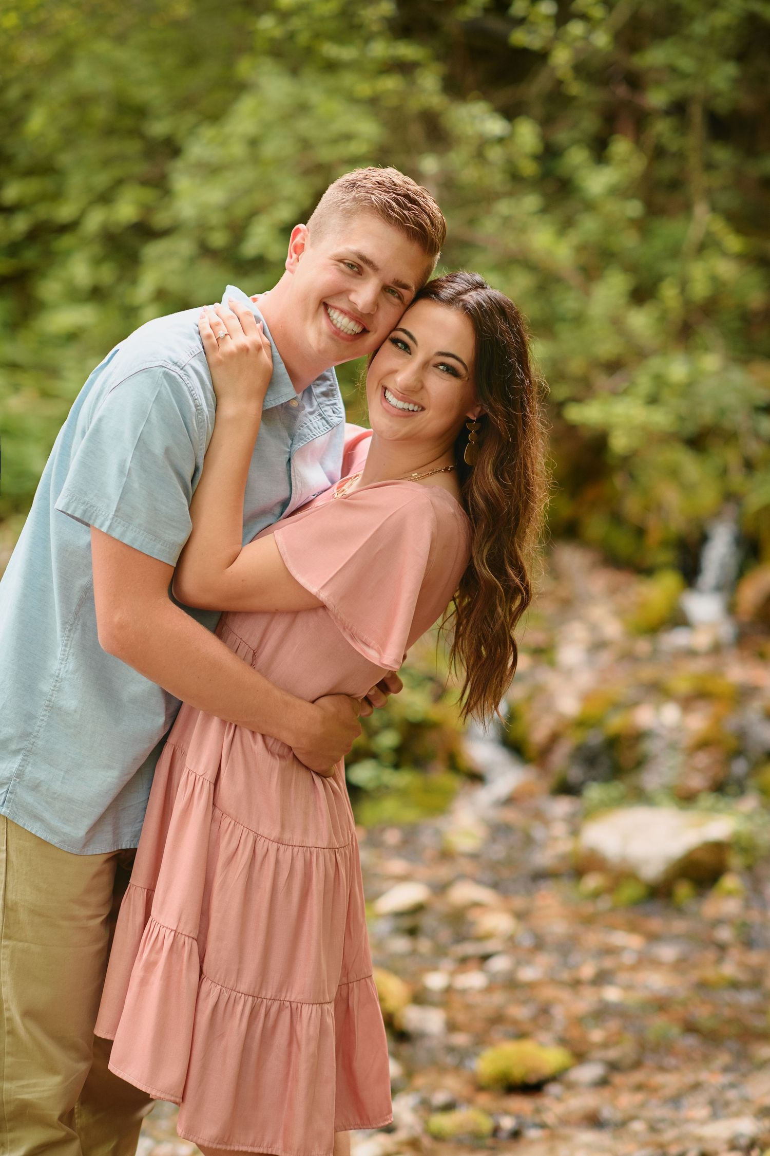 ShutterGirl Photography located in Blackfoot, Professional Wedding Photographer of 21 years serving Idaho Falls, Pocatello, Jackson Hole