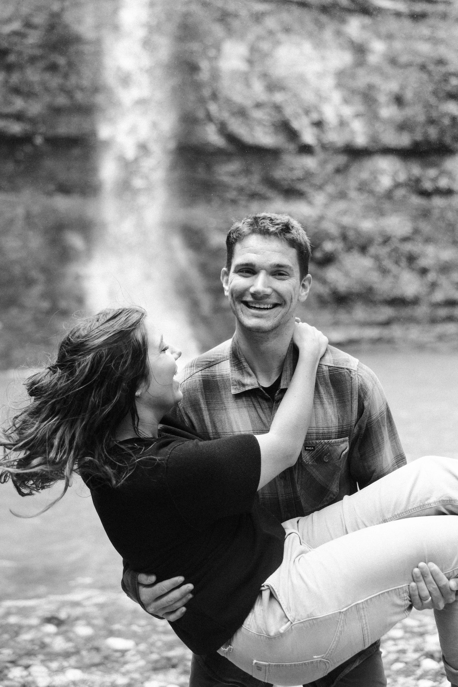 buffalo river engagement session
