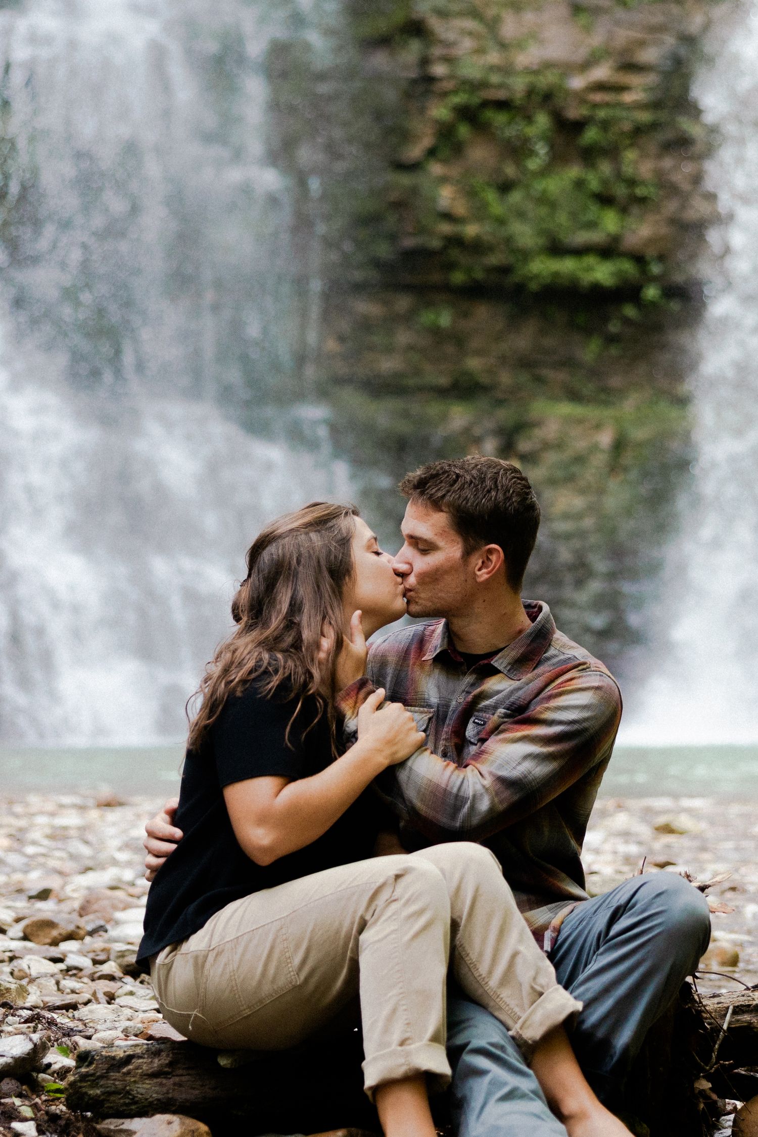 buffalo river engagement photographer, waterfall engagement photos